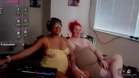 Snapshot of sugarbearlove87 chatting on 09/26/25, 01:20 lexi love online show from 09/26/25, 01:20