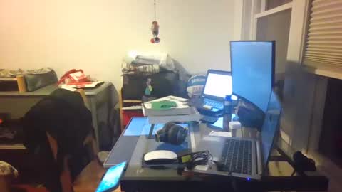 Sugar online show from 05/24/26, 01:10