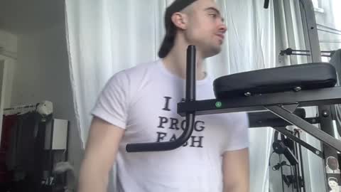Snapshot of sugargay222 chatting on 02/17/25, 04:59 Sugar online show from 02/17/25, 04:59