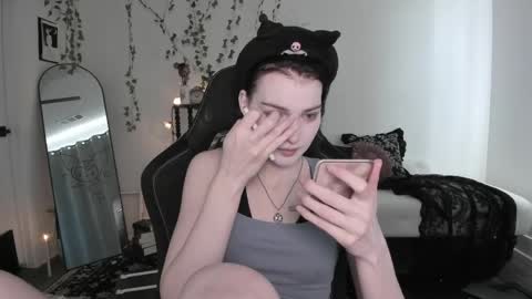 Ella online show from 06/05/26, 06:57