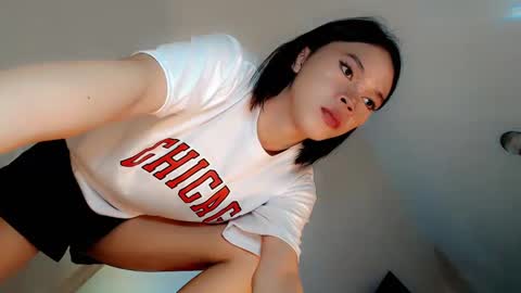 Snapshot of sugarxbaby_ chatting on 01/26/25, 05:44 LoveSugar online show from 01/26/25, 05:44