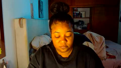 Cami   Back in 2 hours online show from 10/20/25, 04:35