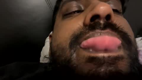 Snapshot of suggnight chatting on 02/20/25, 02:51 Let me be your knight that saves you online show from 02/20/25, 02:51