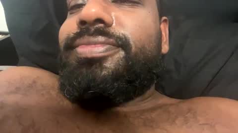 Snapshot of suggnight chatting on 11/23/25, 03:34 Let me be your knight that saves you online show from 11/23/25, 03:34