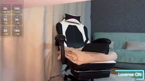 Emmy online show from 01/07/25, 02:41