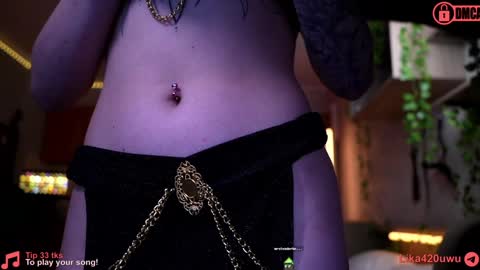 Snapshot of suk_ki chatting on 12/16/24, 04:13 Lika ginger  Jessy blond   online show from 12/16/24, 04:13