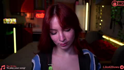 Snapshot of suk_ki chatting on 12/20/24, 04:36 Lika ginger  Jessy blond   online show from 12/20/24, 04:36