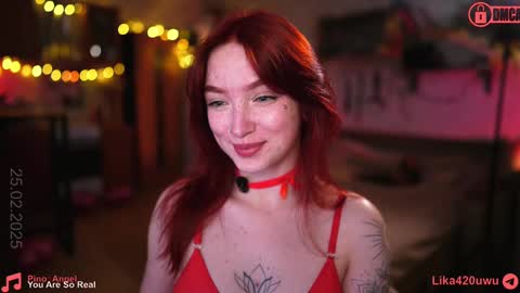 Snapshot of suk_ki chatting on 02/25/25, 01:09 Lika ginger  Jessy blond   online show from 02/25/25, 01:09