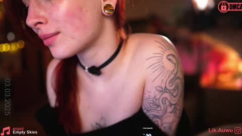 Snapshot of suk_ki chatting on 03/03/25, 11:03 Lika ginger  Jessy blond   online show from 03/03/25, 11:03