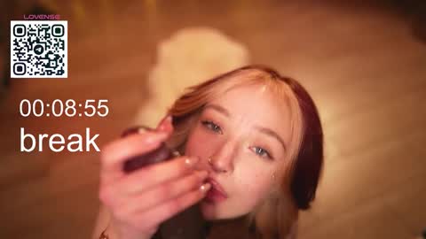 Lika ginger  Jessy blond   online show from 01/10/26, 05:09