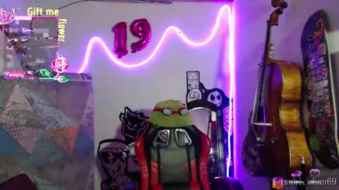 Sukylee online show from 09/08/25, 03:22