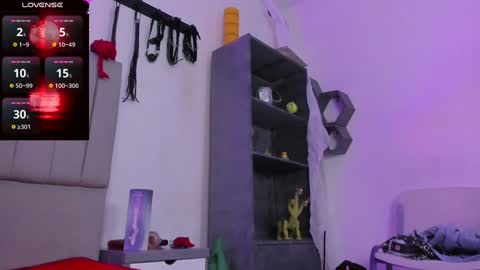    online show from 02/05/25, 03:20