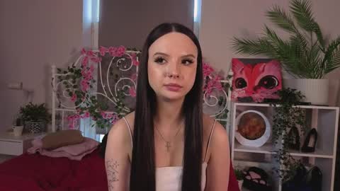 Snapshot of sulemarine chatting on 04/04/26, 10:35 Lina 3 online show from 04/04/26, 10:35