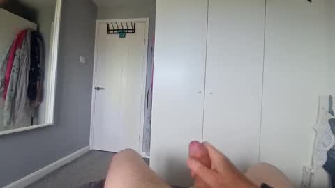 sully6772 online show from 04/25/26, 10:18