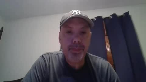 Snapshot of sullydog48 chatting on 09/09/25, 12:32 Sully online show from 09/09/25, 12:32