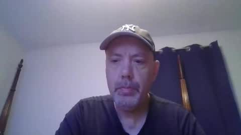 Snapshot of sullydog48 chatting on 09/10/25, 01:16 Sully online show from 09/10/25, 01:16