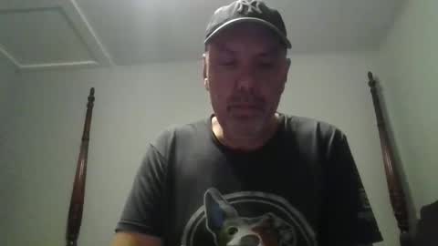 Snapshot of sullydog48 chatting on 09/20/25, 01:28 Sully online show from 09/20/25, 01:28