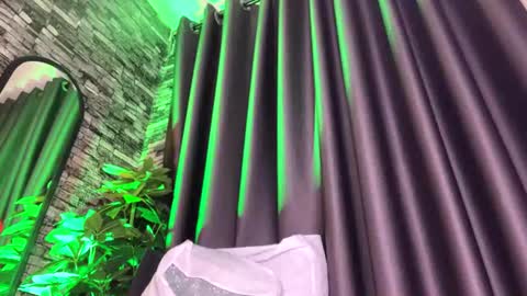maskedtemptress online show from 07/01/26, 12:12