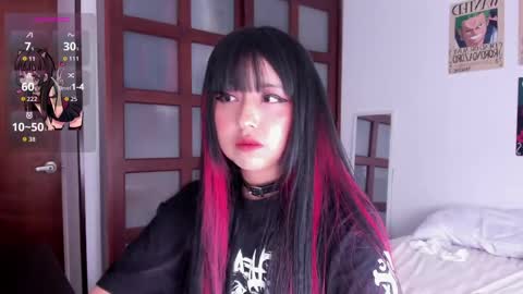 Snapshot of sumeragi_cat chatting on 05/17/26, 05:09 Nicolle online show from 05/17/26, 05:09