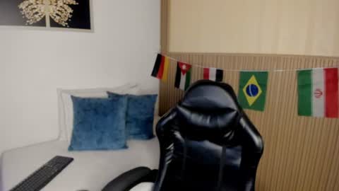 Summer online show from 07/06/26, 11:40