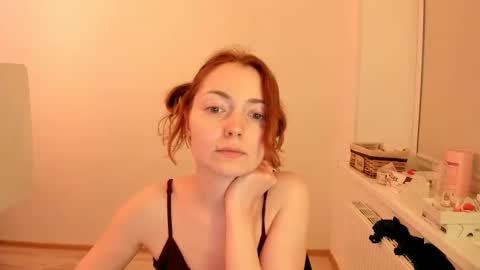 Snapshot of summer_preston chatting on 12/29/24, 10:03 Summer Preston online show from 12/29/24, 10:03