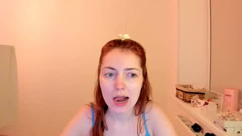 Snapshot of summer_preston chatting on 01/14/25, 02:29 Summer Preston online show from 01/14/25, 02:29