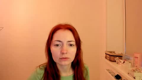 Snapshot of summer_preston chatting on 01/19/25, 06:42 Summer Preston online show from 01/19/25, 06:42