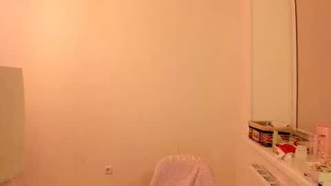 Snapshot of summer_preston chatting on 01/31/25, 06:47 Summer Preston online show from 01/31/25, 06:47