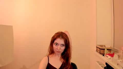 Snapshot of summer_preston chatting on 02/10/25, 04:08 Summer Preston online show from 02/10/25, 04:08