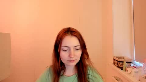 Snapshot of summer_preston chatting on 02/19/25, 11:17 Summer Preston online show from 02/19/25, 11:17