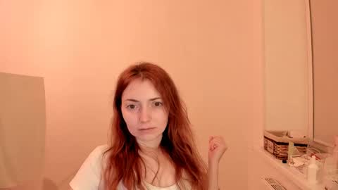 Snapshot of summer_preston chatting on 02/24/25, 04:05 Summer Preston online show from 02/24/25, 04:05