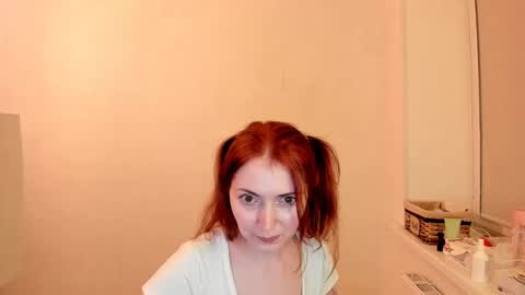 Snapshot of summer_preston chatting on 03/10/25, 09:18 Summer Preston online show from 03/10/25, 09:18