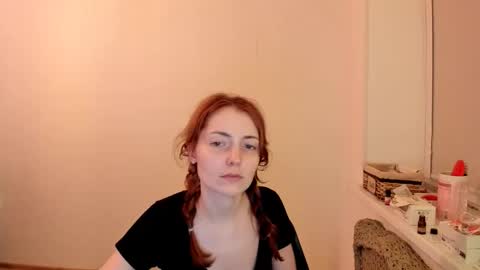 Snapshot of summer_preston chatting on 09/15/25, 12:43 Summer Preston online show from 09/15/25, 12:43