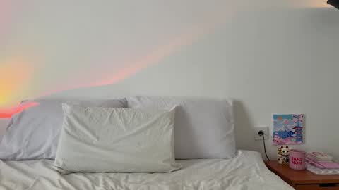 Angel PVT show open online show from 11/30/25, 04:05