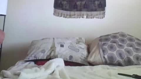 Snapshot of summerainzpuddles chatting on 02/13/25, 03:56 Summer Rainz online show from 02/13/25, 03:56