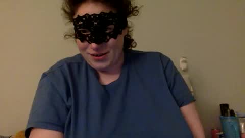 Snapshot of summerdawn2222 chatting on 10/22/25, 02:34 summerdawn2222 online show from 10/22/25, 02:34