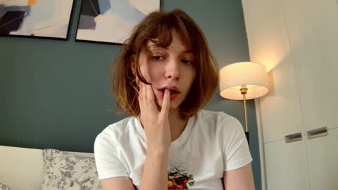 luna online show from 02/02/25, 02:06