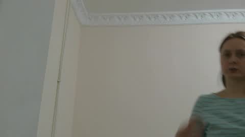 Olivia online show from 02/24/26, 07:34