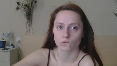 Olivia online show from 04/22/26, 09:44