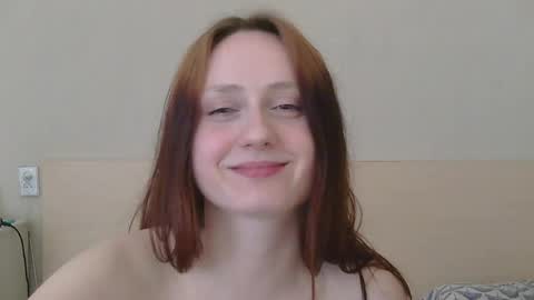 Snapshot of sun_sparkle chatting on 05/11/26, 02:56 Olivia online show from 05/11/26, 02:56