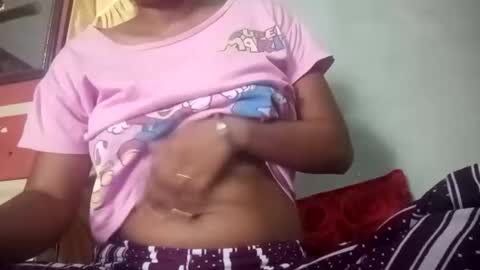Snapshot of sunali_jain03 chatting on 06/08/26, 04:13 sunali_jain03 online show from 06/08/26, 04:13
