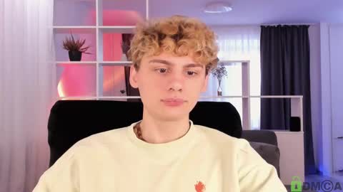 Emilio online show from 02/20/25, 05:55