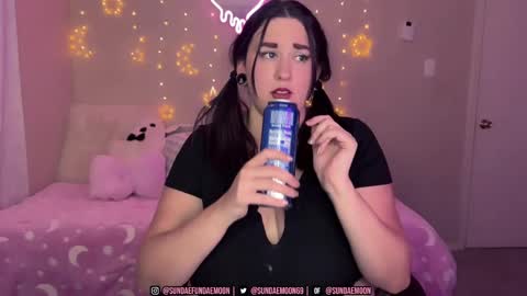 sundaemoon online show from 09/15/25, 03:06