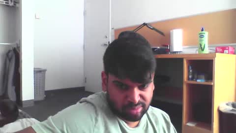 Sundoog online show from 09/17/25, 04:19