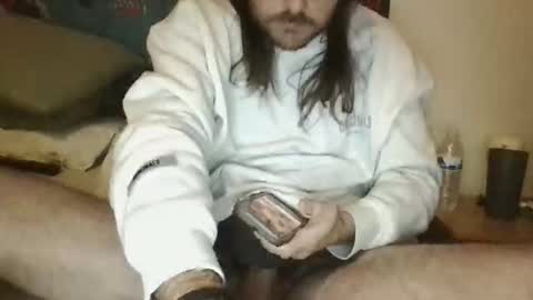 Snapshot of sungoku477 chatting on 10/18/25, 02:03 sungoku477 online show from 10/18/25, 02:03