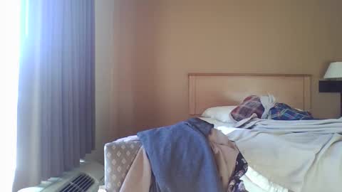 Snapshot of sungoku477 chatting on 11/03/25, 08:43 sungoku477 online show from 11/03/25, 08:43