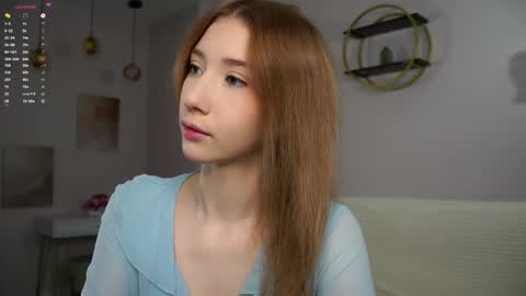 Lily online show from 09/17/25, 01:46