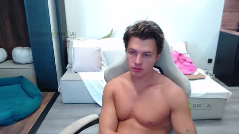 Alice and Sergey online show from 10/07/25, 11:18