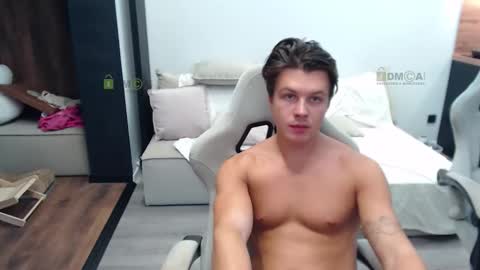 Alice and Sergey online show from 10/11/25, 06:12