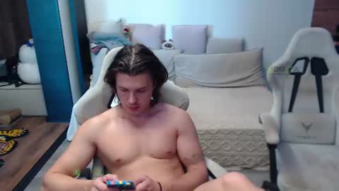 Alice and Sergey online show from 07/18/26, 06:50